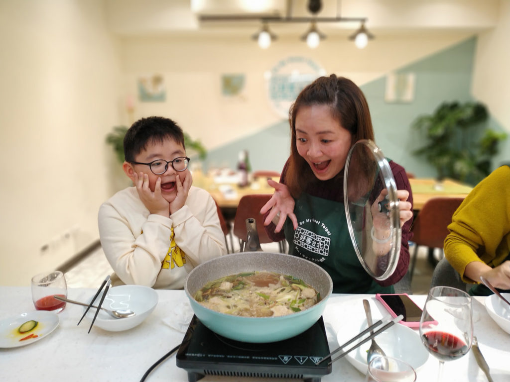炒米粉&酒家菜之魷魚螺肉蒜 7 squid soup dadaocheng amazing