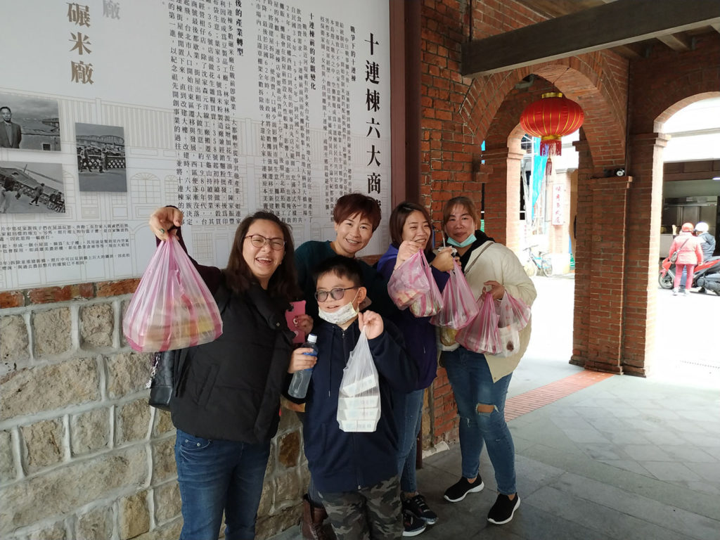 炒米粉&酒家菜之魷魚螺肉蒜 11 squid soup dadaocheng shopping